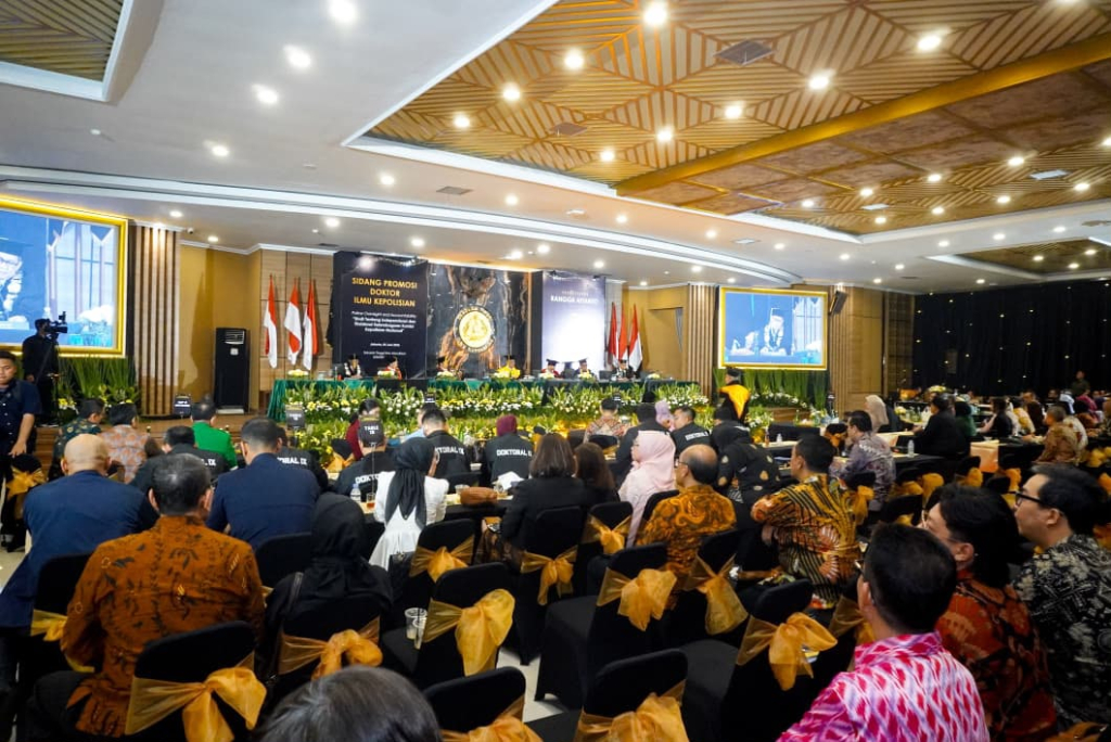 Ujian Doktor terbuka Mahasiswa STIK, Mohamad Rangga Afianto, disertasi judul "Police Oversight and Accountability: Studi Tentang Independensi dan Eksistensi Kelembagaan Komisi Kepolisian Nasional."