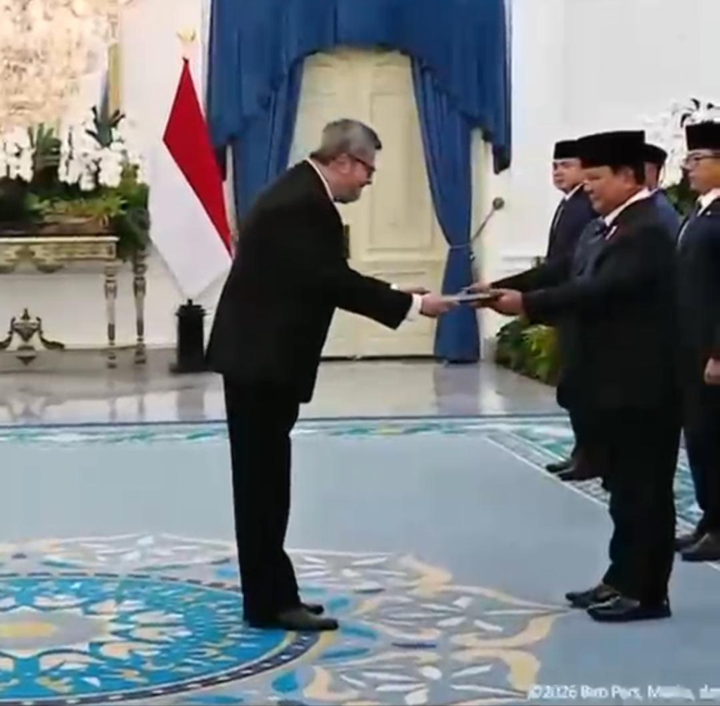 Presiden Prabowo menerima Letter of Credentials dari salah satu Duta Besar Negara Sahabat. Pada Selasa (09/06/2026) telah diterima Presiden Prabowo Letter of Credentials sebanyak sembilan buah.
