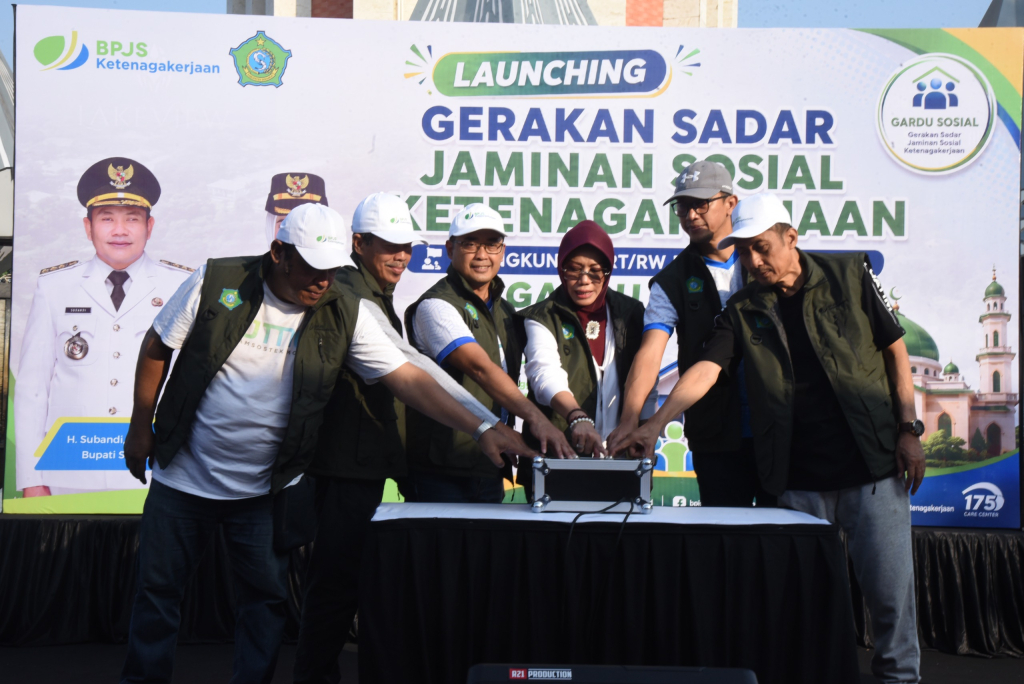 Pemkab Sidoarjo bersama BPJS Ketenagakerjaan meluncurkan Gerakan Sadar Jaminan Sosial Ketenagakerjaan di Lingkungan RT/RW dan Rumah Ibadah (GARDU Sosial)