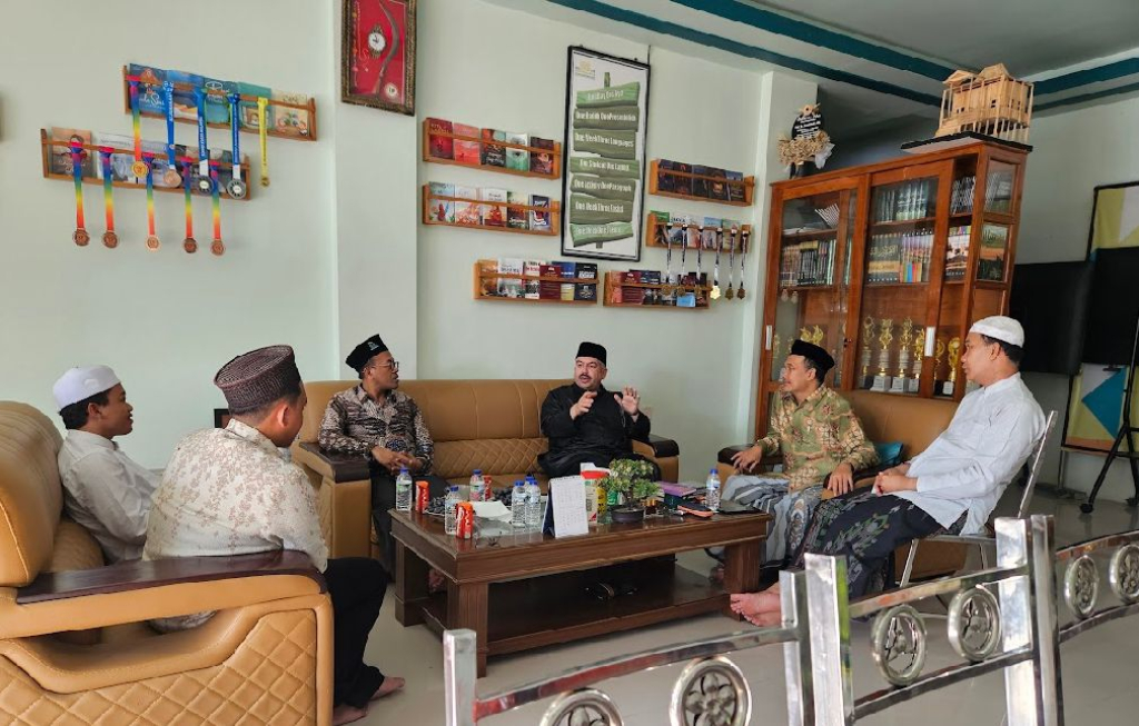 IBS PKMKK Pamekasan mendapat kunjungan istimewa dari seorang investor asal Yordania, Waleed Abdelmughni Mohammad Abdeen, pada Selasa (23/6/2026). 