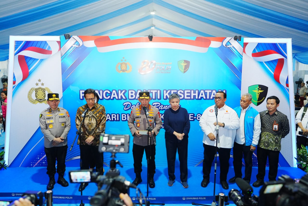 Kapolri Jenderal Listyo Sigit Prabowo menghadiri kegiatan puncak bakti kesehatan dalam rangka Hari Bhayangkara ke-80 di Rumah Sakit (RS) Bhayangkara Tingkat III Lemdiklat Polri, Jakarta Selatan, Selasa (23/6/2026). 