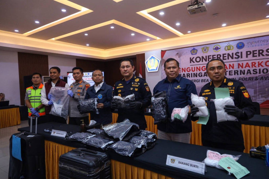Konferensi Pers Sinergi antara lembaga gagalkan penyelundupan Narkotika di Bandara Soekarno-Hatta.