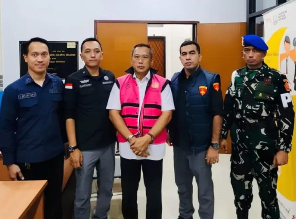 Tim Penyidik (JAM Pidsus) tetapkan seorang pejabat di Badan Gizi Nasional (BGN), berinisial LMI, sebagai tersangka dalam perkara dugaan tindak pidana korupsi tata kelola Program Makan Bergizi Gratis.