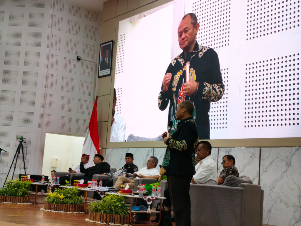 Ketua PP Kauje, M. Sampai saat memberikan closing statement di Sarasehan Kebangsaan dalam rangkaian KAUJE Fest 2026.