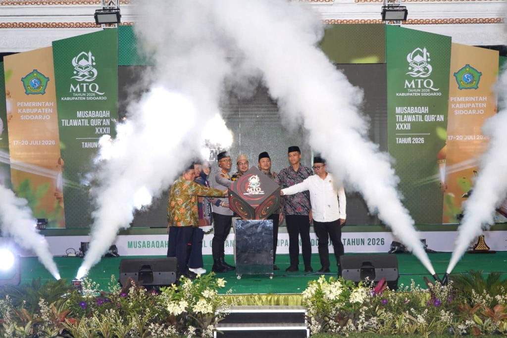 MTQ XXXII Tingkat Kab. Sidoarjo Tahun 2026, dibuka langsung oleh Bupati Sidoarjo, H. Subandi, bersama jajaran Forum Koordinasi Pimpinan Daerah (Forkopimda) di Pendopo Delta Wibawa, Jumat (17/7/2026).