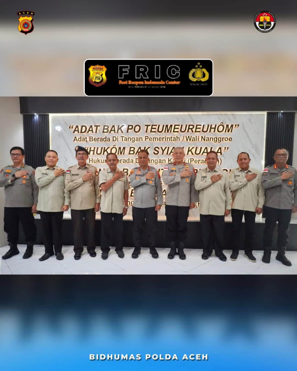 Suasana Kapolda Aceh berfoto bersama Pengurus Daerah Persatuan Purnawirawan (PP) Polri Aceh.