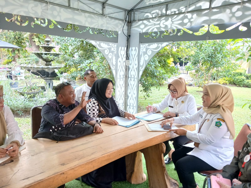 Kadinkes Sidoarjo dr. Lakshmie Herawati Yuwantina mengatakan bahwa data 522 pelajar di Kota Delta terjangkit ODHIV tidak sepenuhnya benar. Data kumulatif sejak 2001 - Juni 2026, terdapat 60 kasus.