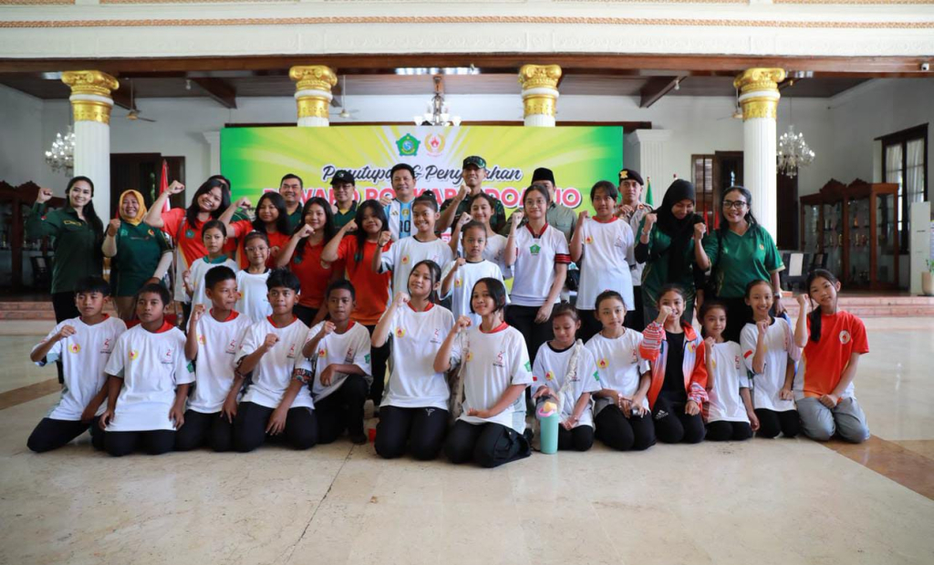 Pemerintah Kabupaten (Pemkab) Sidoarjo memberikan penghargaan kepada 1.940 atlet peraih juara pada Pekan Olahraga Kabupaten (Porkab) Sidoarjo 2026.