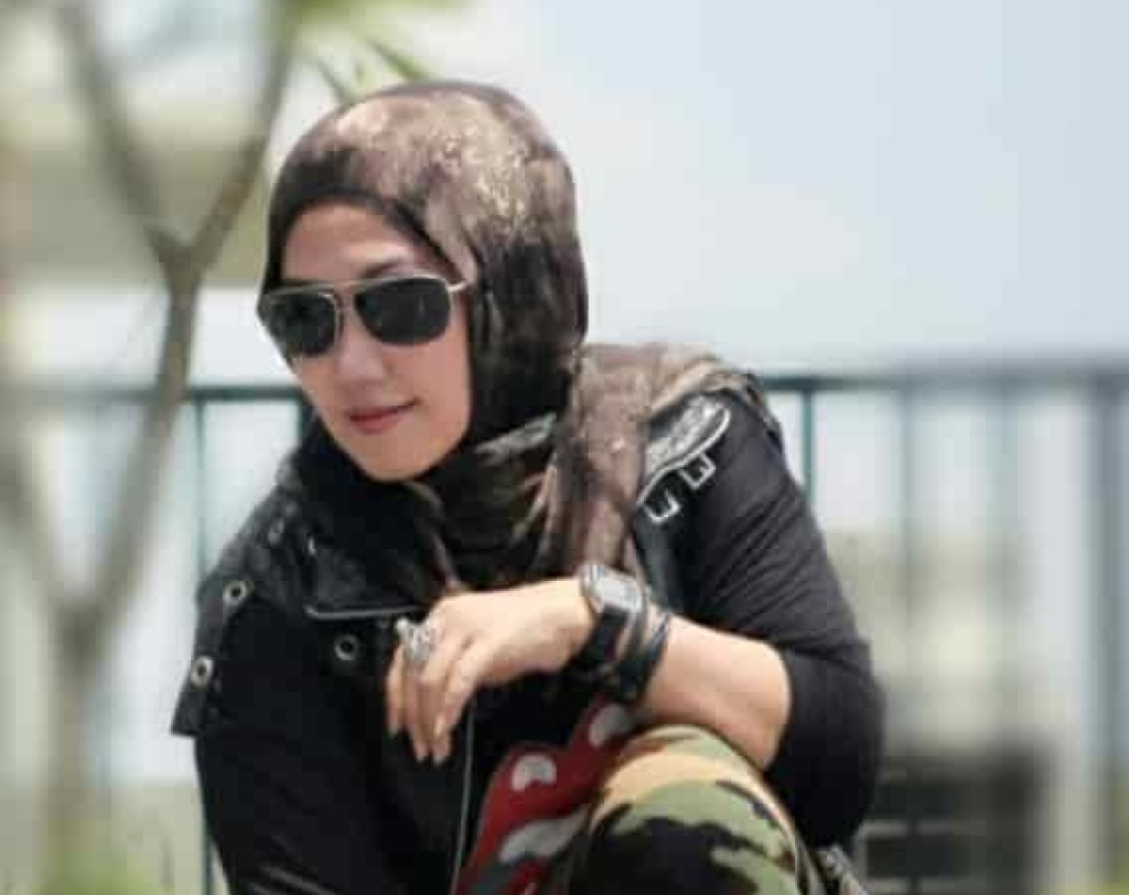 Mel Shandy, istimewa
