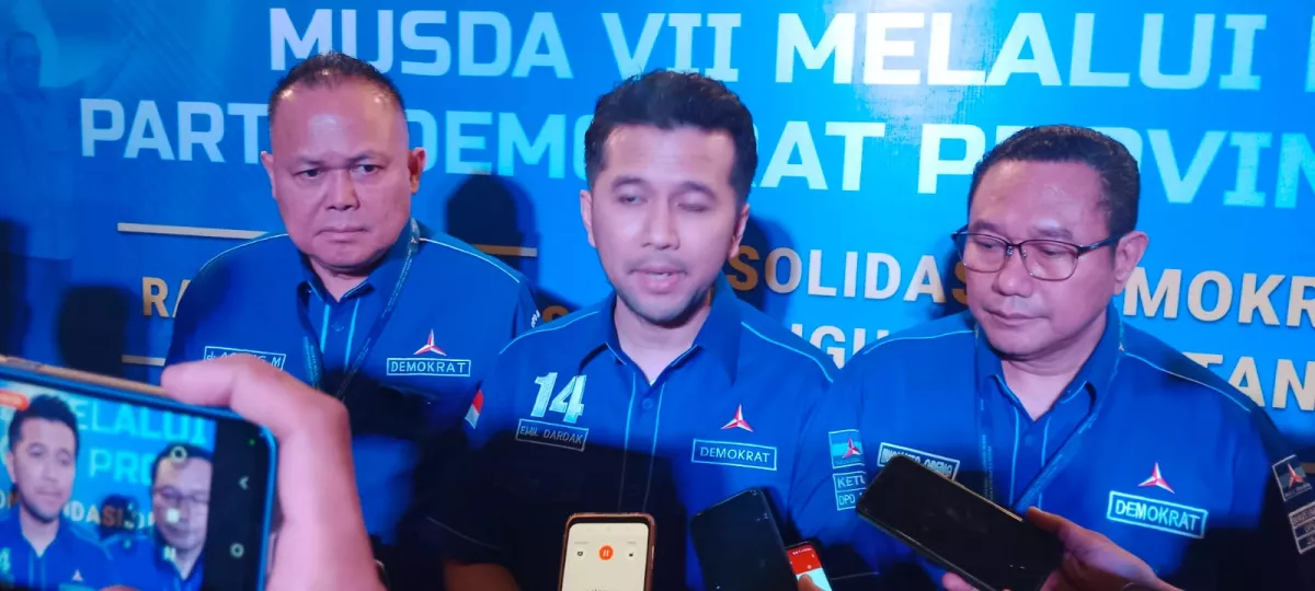 Emil Dardak Mulai Diproyeksikan Jadi Gubernur Jatim? Sinyal Khofifah dan Jawaban Diplomatisnya