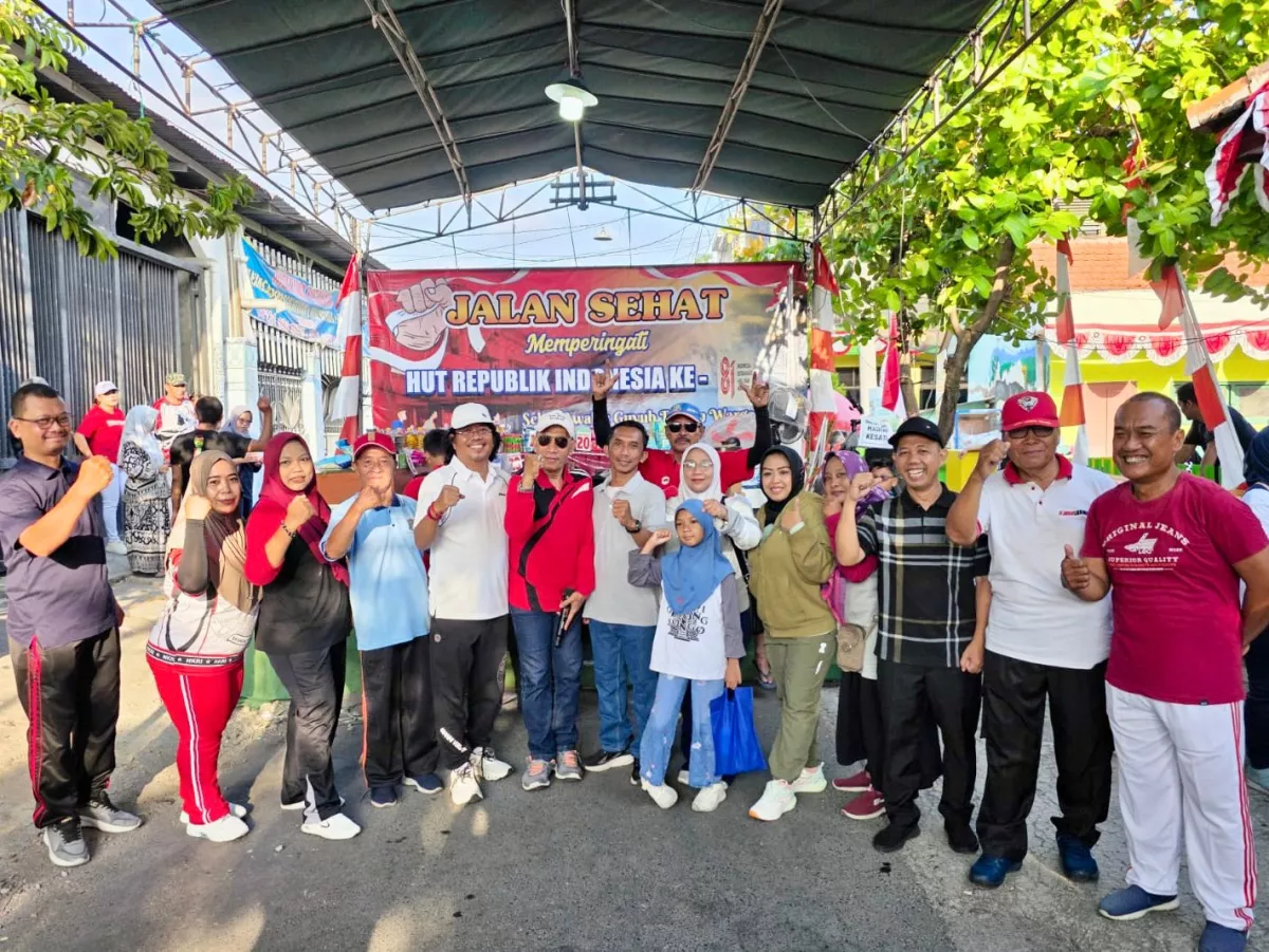 Dari Jalan Sehat hingga Karnaval, Buleks Puji Lurah dan Camat Turun ke Tengah Masyarakat