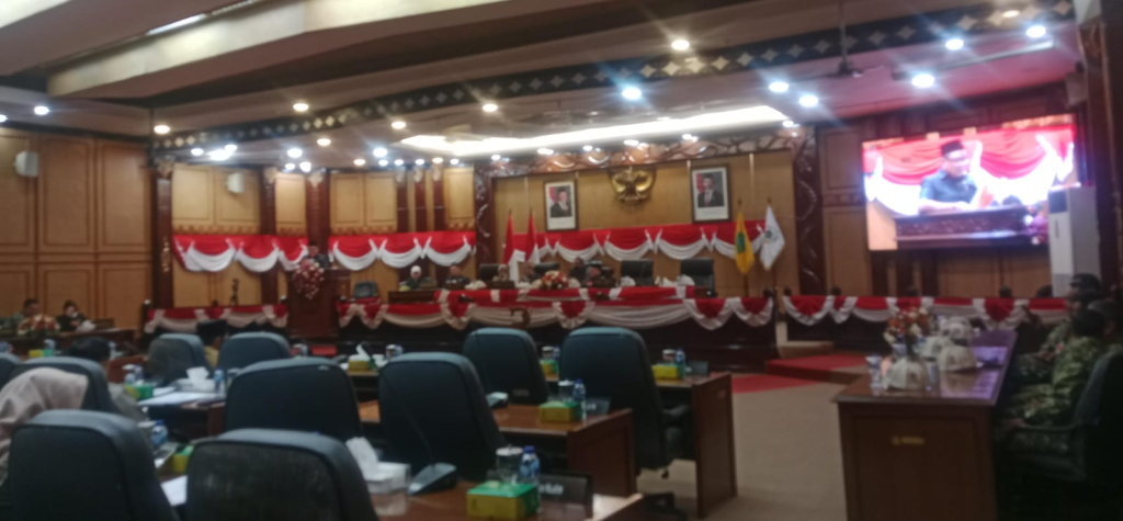 Raperda Penyelenggaraan Tenaga Kerja Kabupaten Sidoarjo mendapat sorotan tajam dari Fraksi Partai Gerindra DPRD Sidoarjo.