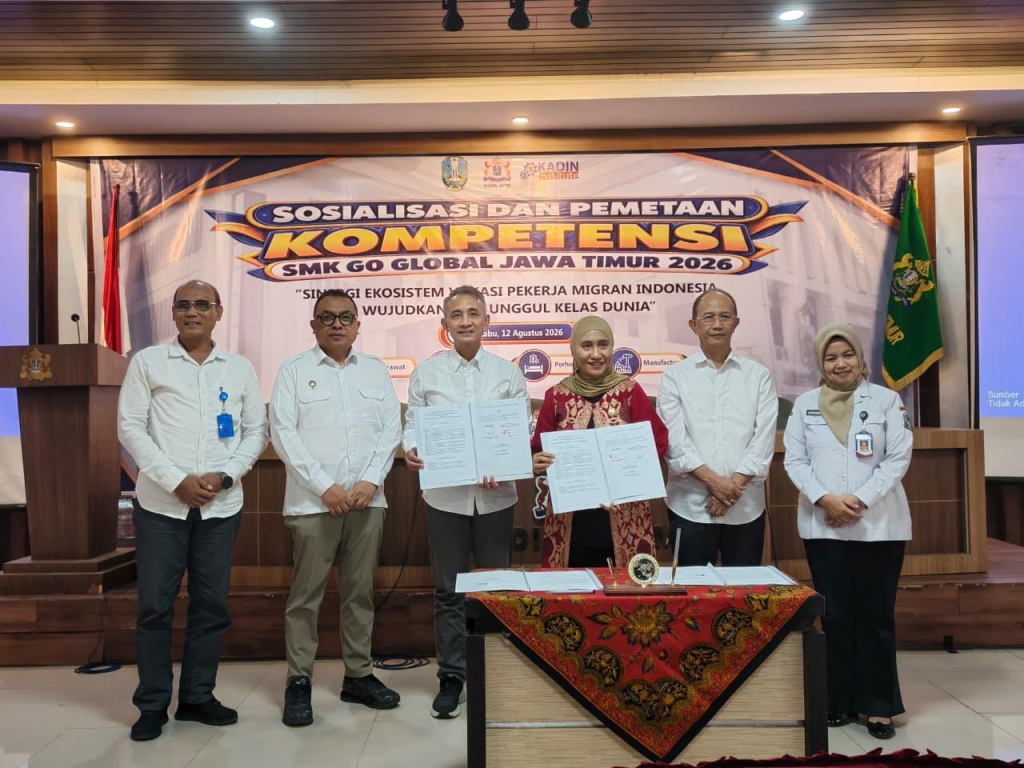 Sosialisasi dan Pemetaan Kompetensi SMK Go Global Jawa Timur 2026 bertema “Sinergi Ekosistem Vokasi Pekerja Migran Indonesia, Wujudkan SDM Unggul Kelas Dunia” di Graha Kadin Jatim, Surabaya, Rabu (12/8/2026).