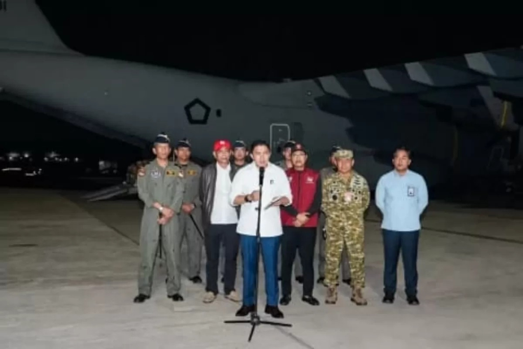 Sekretaris Kabinet Letkol Teddy Indra Wijaya mendukung dalam pengiriman bantuan logistik kembali dilakukan pada Rabu (19/8/2026), memasuki hari kelima pascabencana.