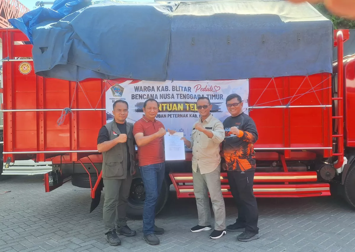BPBD Jatim Terima dan Fasilitasi Pemberangkatan Bantuan 8,7 Ton Telur dari Paguyuban Peternak Blitar ke NTT