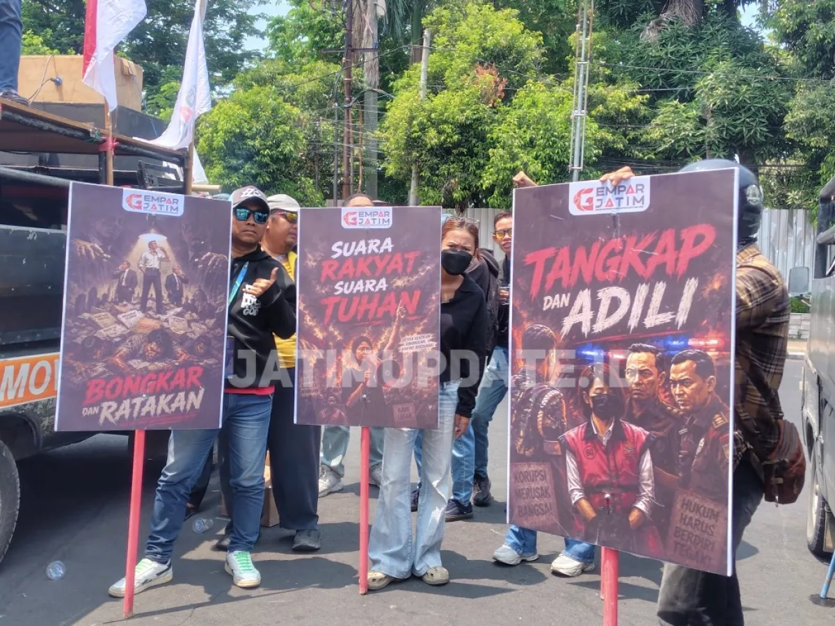 Gempar Jatim Desak DPRD Surabaya Ambil Alih Jaringan Air Perumahan Mewah