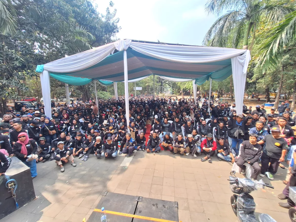 Ribuan Driver Online dan Buruh Meriahkan KOPDARNAS Bekasi