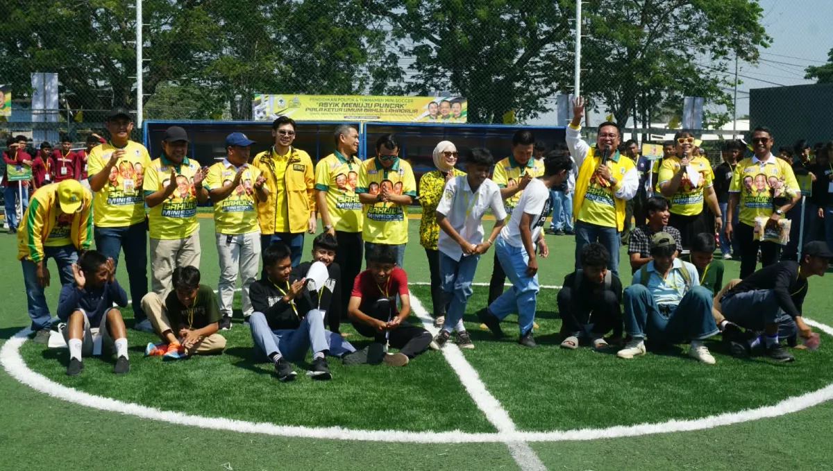 Adella Kanasya Adies Buka Bahlil Mini Soccer Surabaya, 16 Tim Pelajar Siap Bertanding