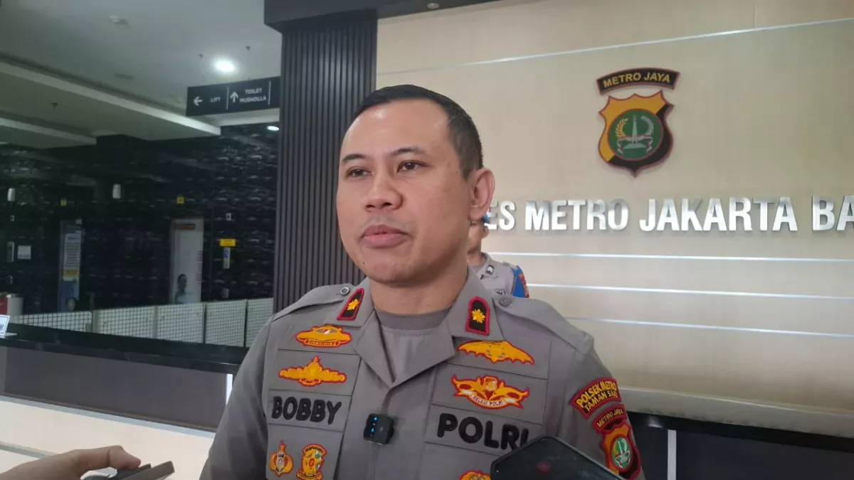 Polsek Metro Tamansari Amankan Dua Pria Bawa 15 Butir Hexymer dan Tramadol Saat Razia Stasioner