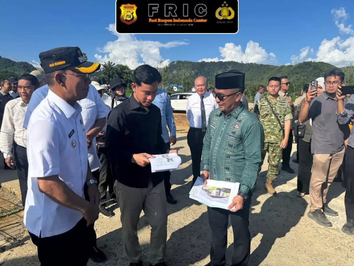 Tinjau Huntara di Tapsel, Mas Wapres Pastikan Pembangunan Huntap Dimulai Bulan Ini