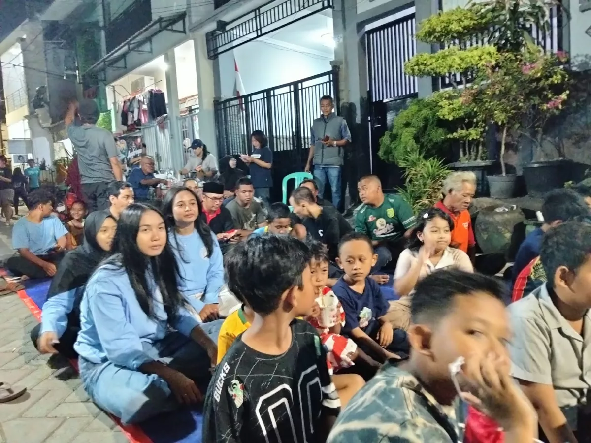 PC PARFI Surabaya Dan BNNK Surabaya Gelar Nobar Timnas Indonesia vs Malaysia Dengan Warga Menur Surabaya
