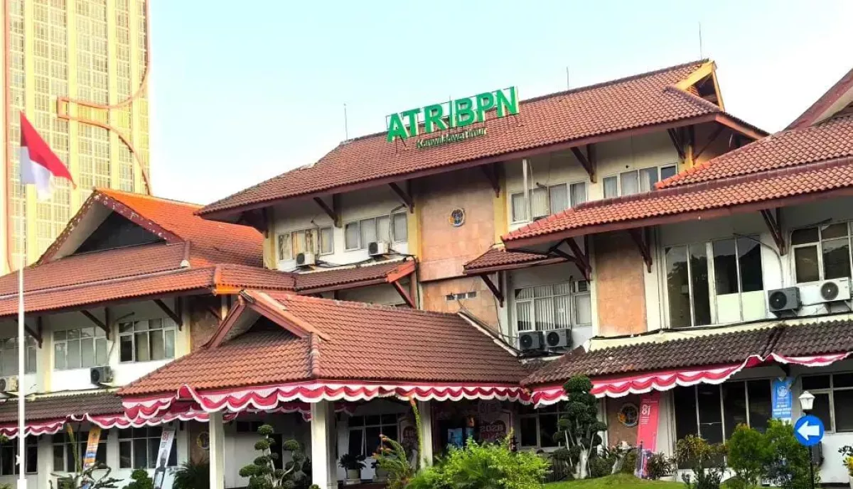 KPK Sita Uang Ratusan Juta Saat Geledah Kanwil BPN Jatim Terkait Kasus Lampri