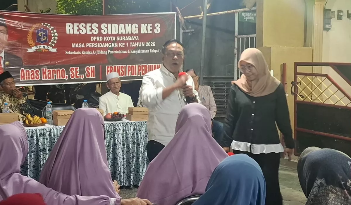 Reses di Sukolilo, Anas Temukan Warga Tinggal di Rumah Family Masuk Desil 9