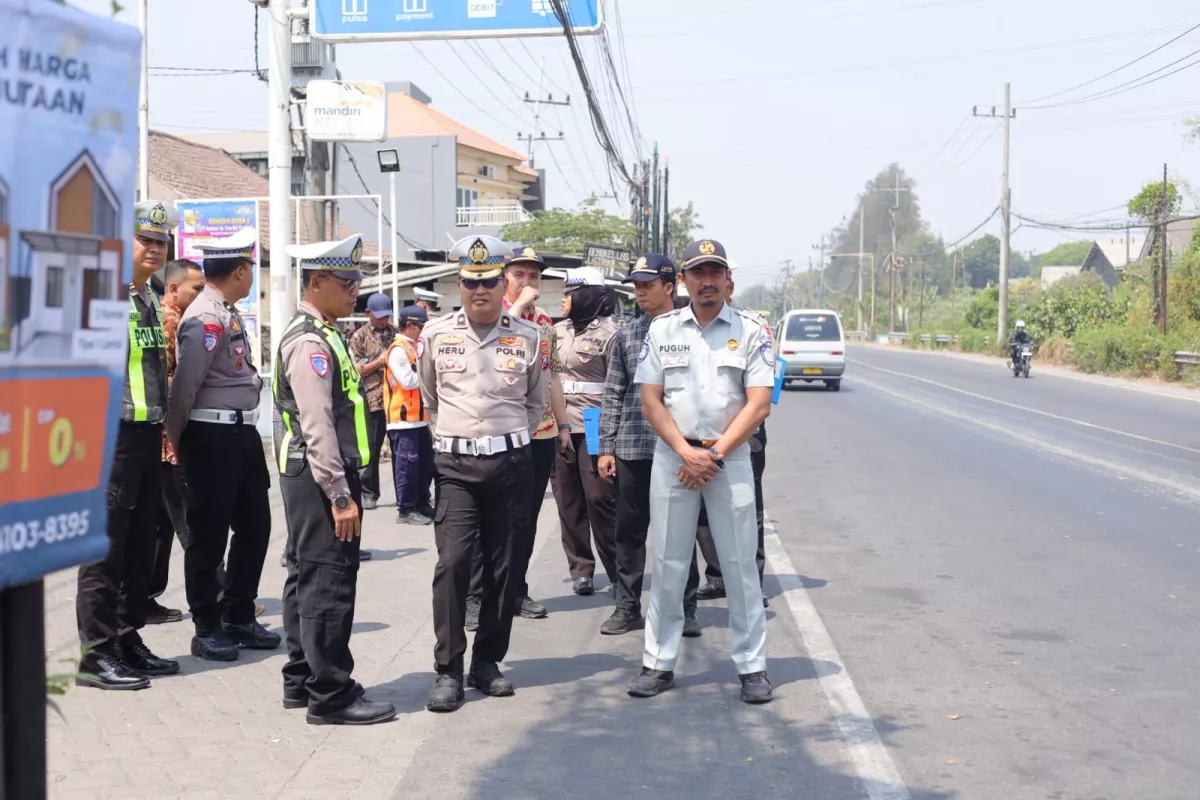 Polres Gresik Gandeng Tim Ahli Kaji Jalur Blackspot di Driyorejo