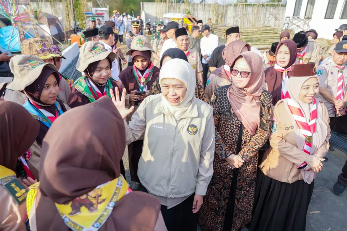 Gubernur Khofifah Tanam 1.000 Pohon  di Pesantren An Nur 2 Malang Bersama Santri Pramuka PPSN VI 2026