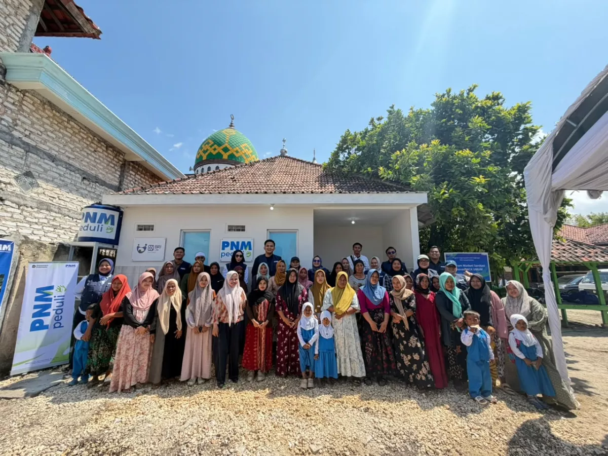  PT. PNM (Persero) dan BRI Life Berkolaborasi Resmikan Program Madani Sanitasi di Sampang