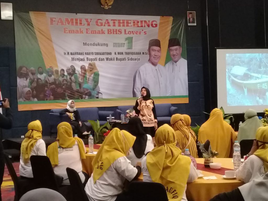 Family Gathering,  Yuk Lia: Terima Kasih Emak-emak BHS Lover's
