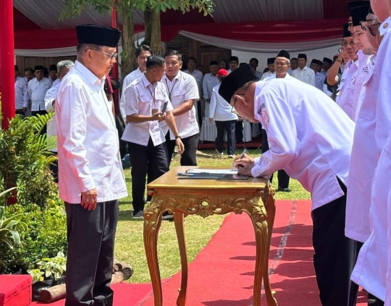 Keterangan Gambar: Ketua PMI Provinsi Jawa Timur Imam Utomo 