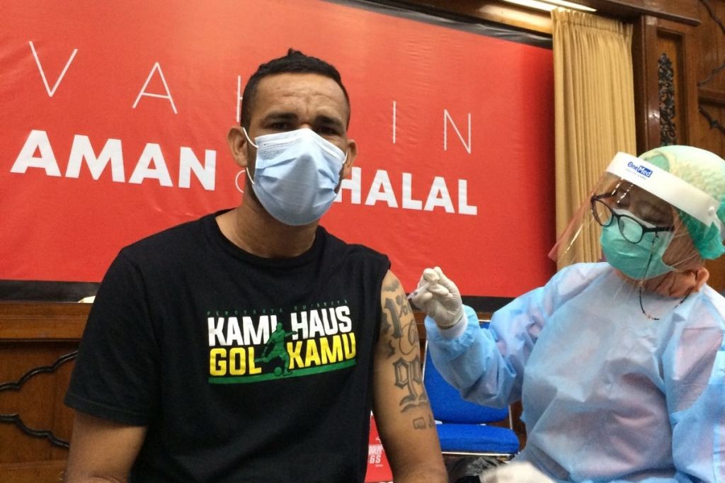 Seluruh Pemain Persebaya Telah Divaksin