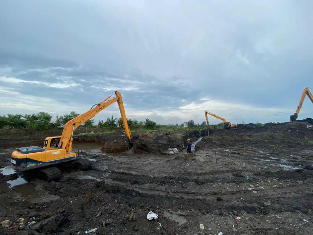 Sudah Sepekan, Pipa PDAM Di Karang Pilang Surabaya Masih Bocor