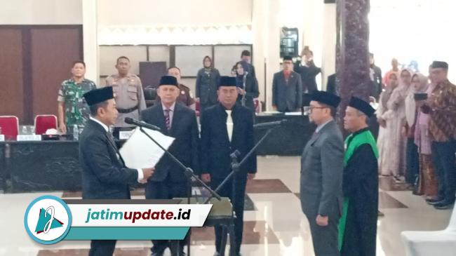 Dr. Fathur Rozi Resmi Dilantik Jadi Sekda Bondowoso, Bupati Tekankan ...